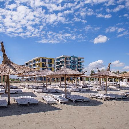 Constantinos Apartment Mamaia Nord Năvodari Exterior foto