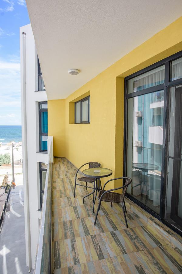 Constantinos Apartment Mamaia Nord Năvodari Exterior foto
