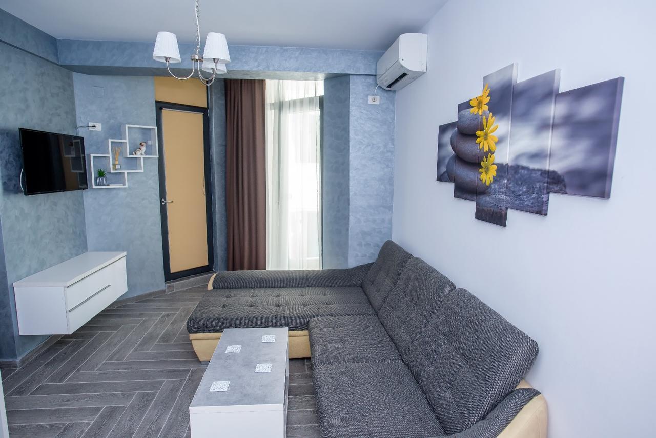 Constantinos Apartment Mamaia Nord Năvodari Exterior foto